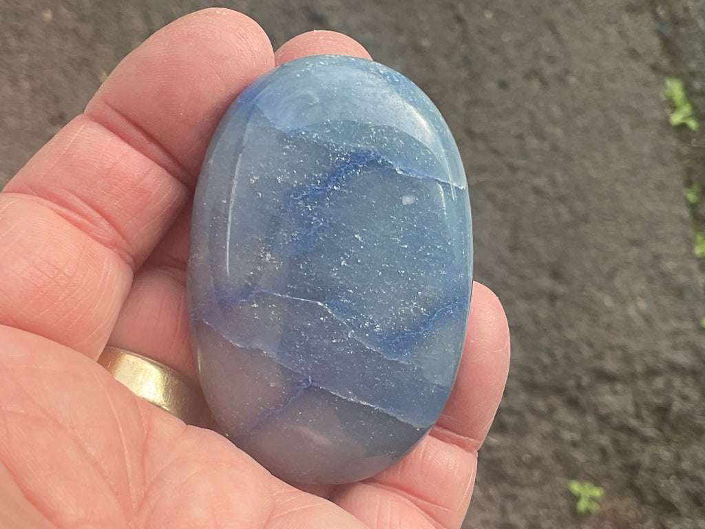 74g “Blue Vein Quartz” Palmstone