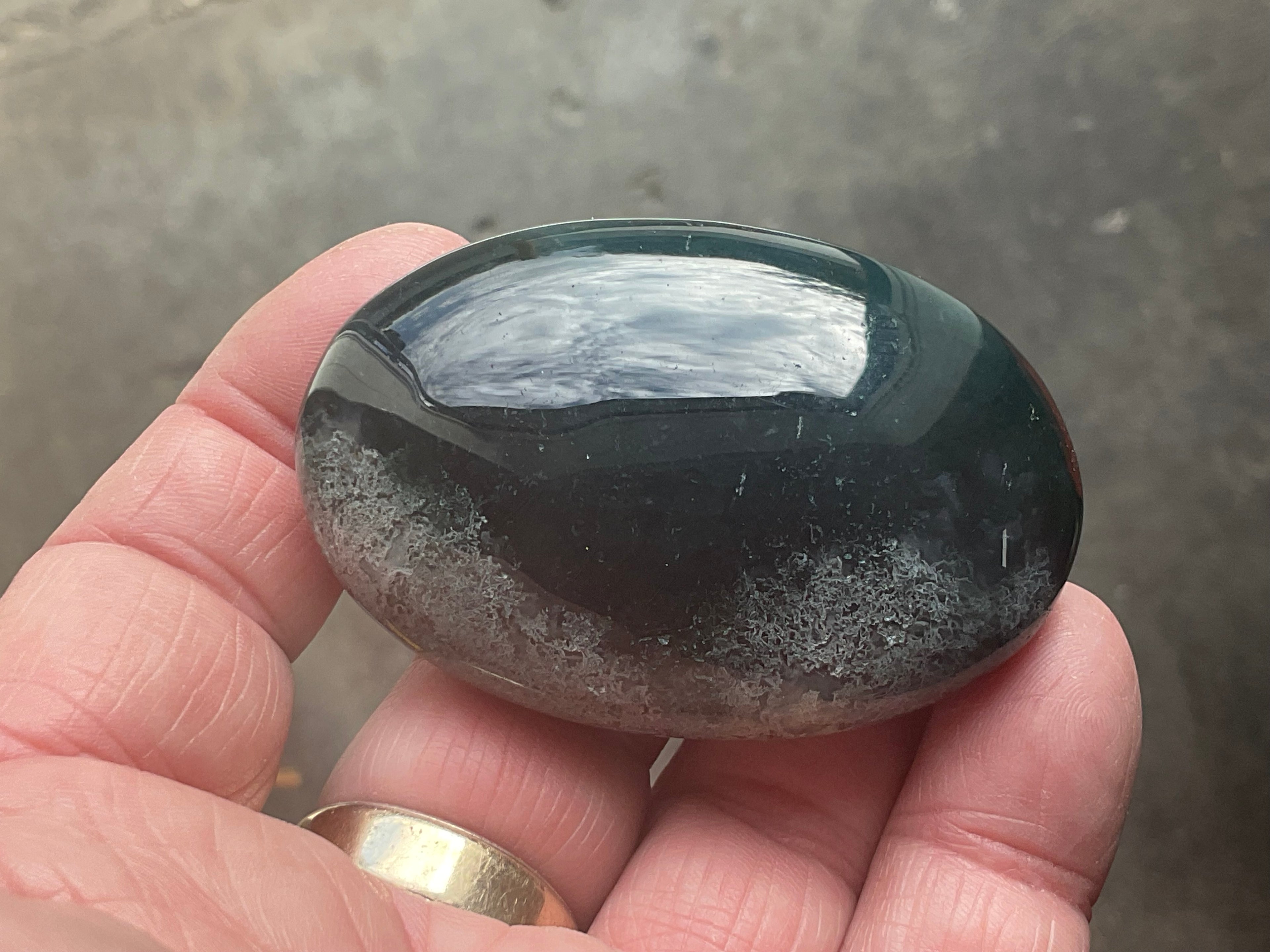 76g Moss Agate Palmstone