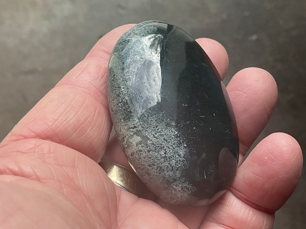 76g Moss Agate Palmstone