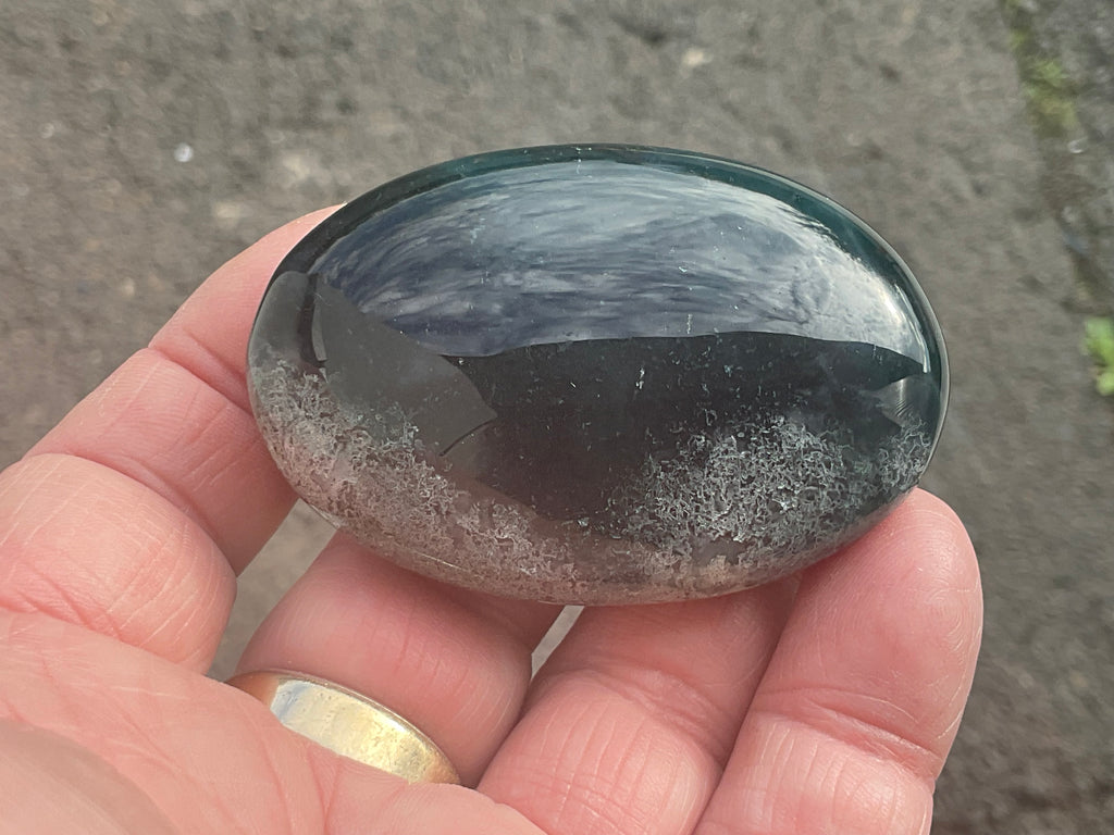 76g Moss Agate Palmstone