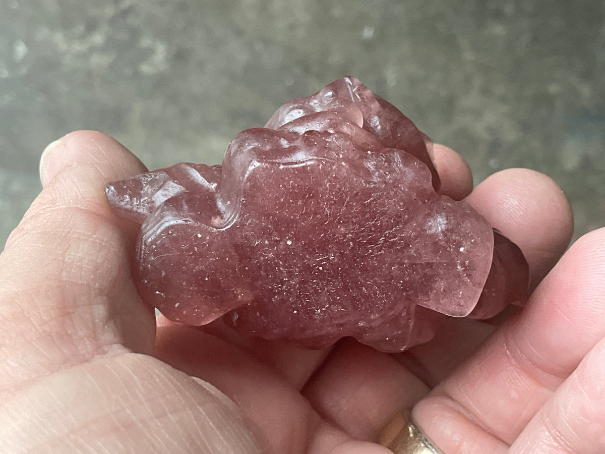 110g Strawberry Quartz Nine Tailed Fox Carving