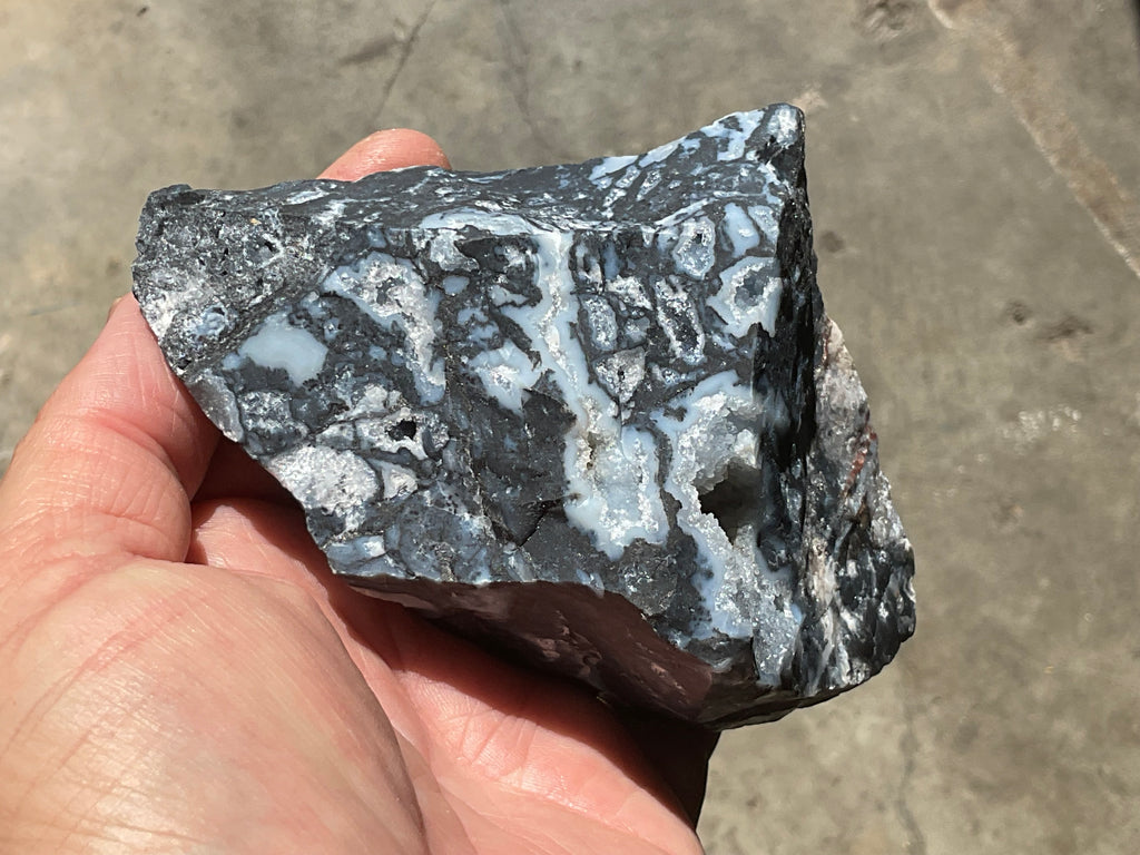 474g Sardonyx Rough with Quartz Vugs Specimen