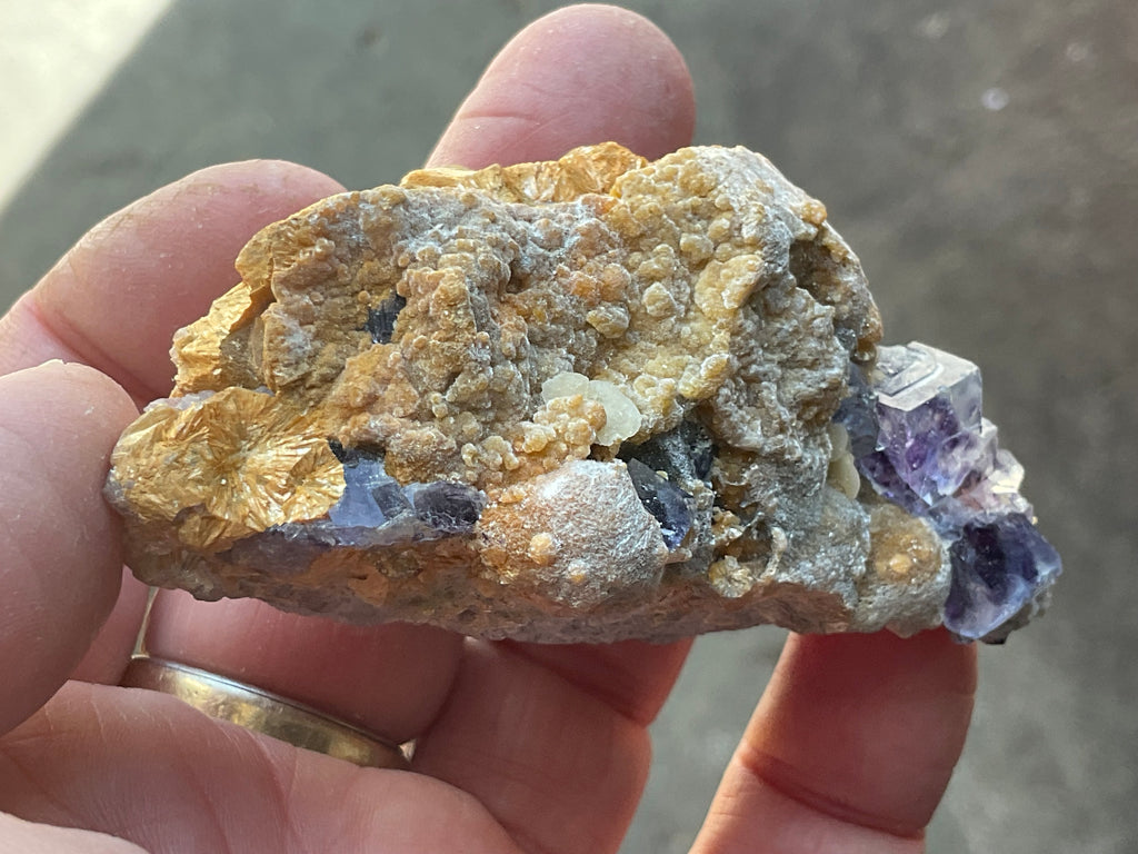 92g Phantom Cubic Fluorite with Calcite and Siderite Specimen 1C