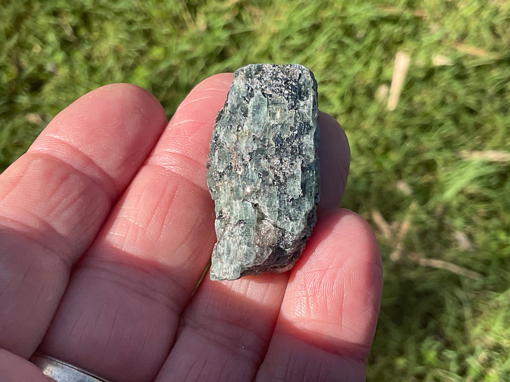 18g Dark Green Pakistan Kyanite + Rough 2C