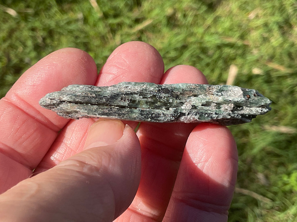 20g Dark Green Pakistan Kyanite + Rough 3A