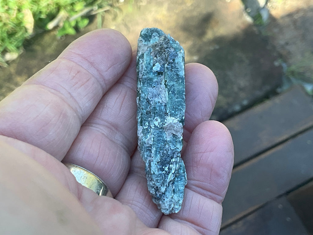 20g Dark Green Pakistan Kyanite + Rough 3A