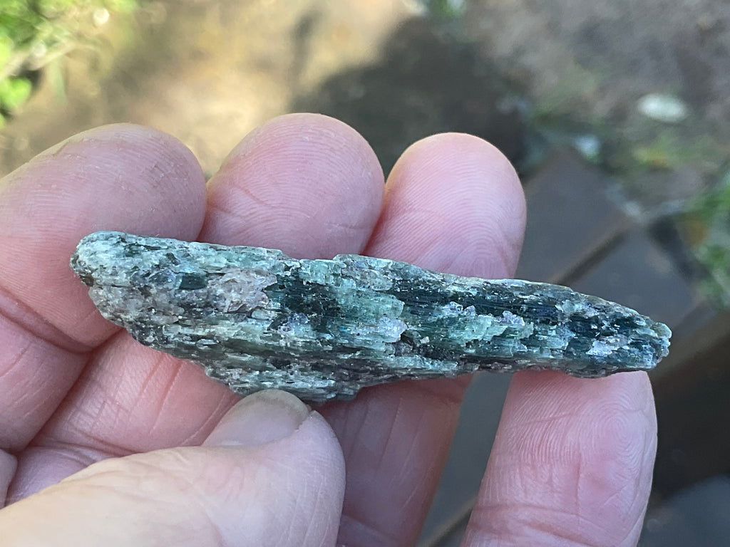 20g Dark Green Pakistan Kyanite + Rough 4A