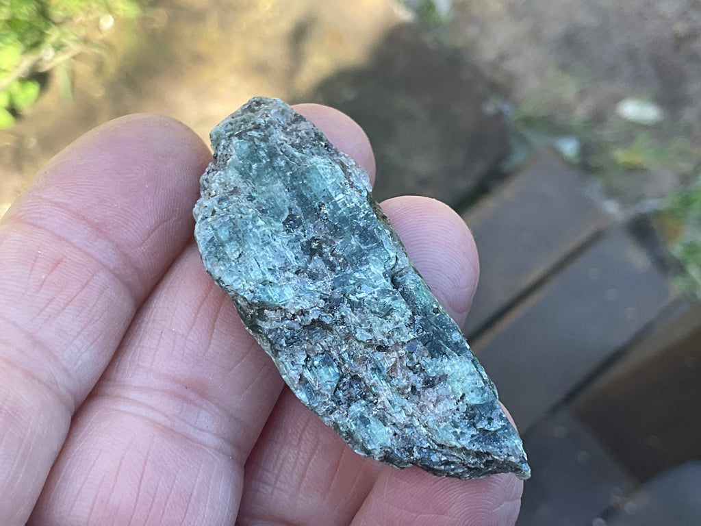 20g Dark Green Pakistan Kyanite + Rough 4A