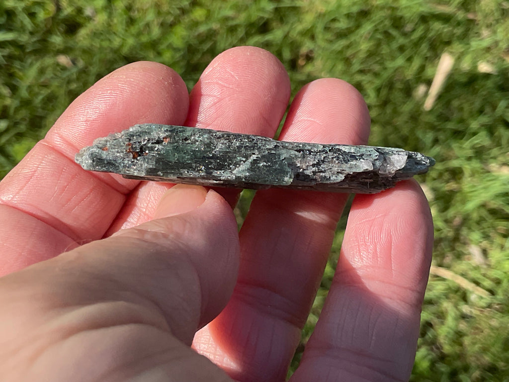 20g Dark Green Pakistan Kyanite + Rough 4B