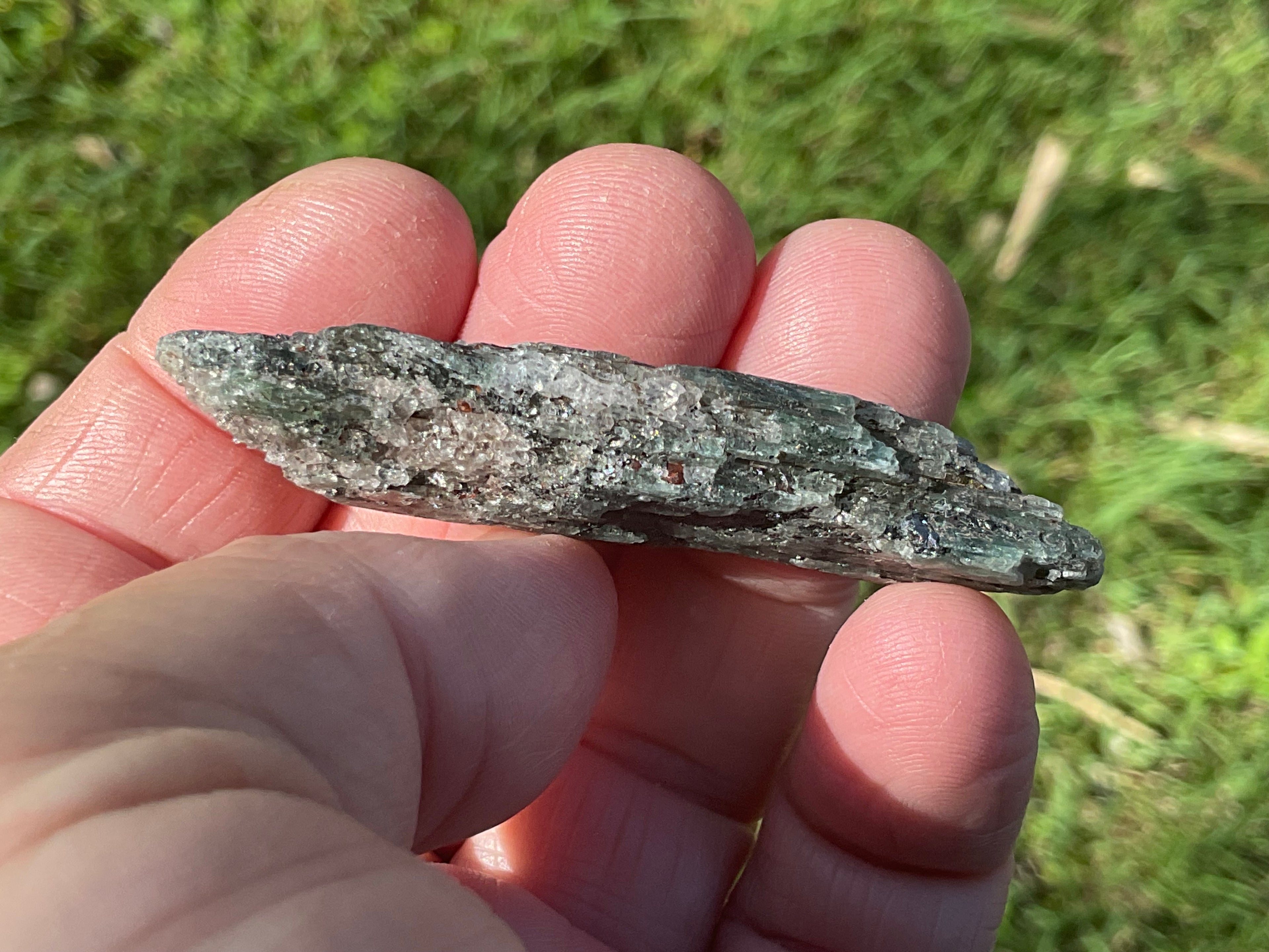 20g Dark Green Pakistan Kyanite + Rough 4B