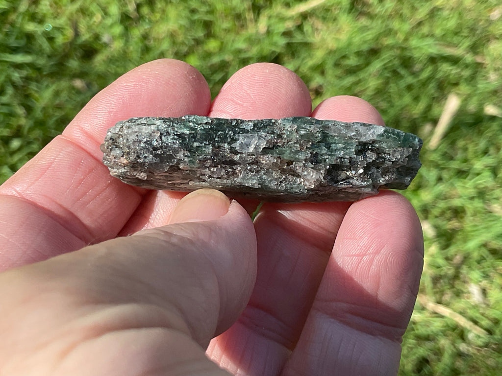 20g Dark Green Pakistan Kyanite + Rough 4C