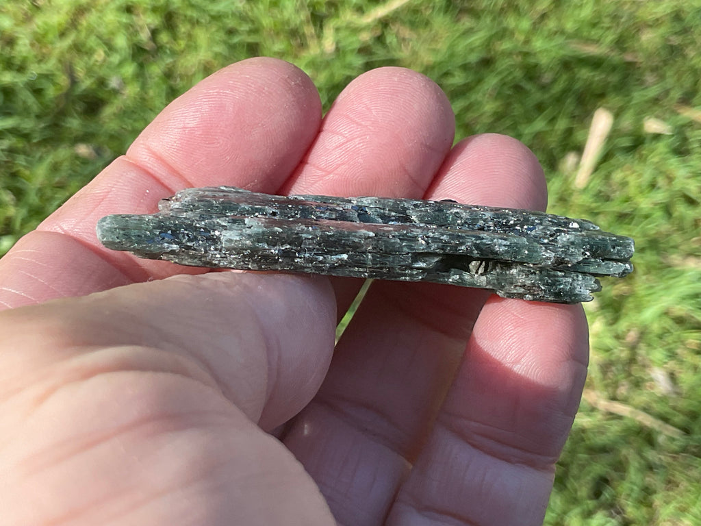 24g Dark Green Pakistan Kyanite + Rough 6A