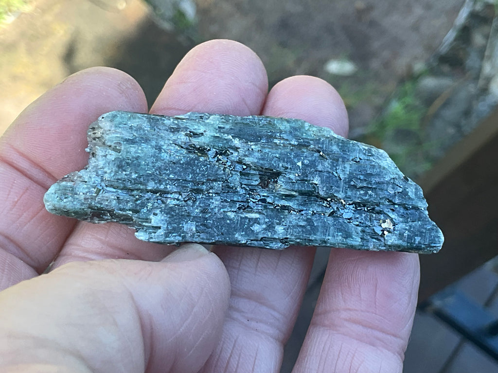 24g Dark Green Pakistan Kyanite + Rough 6A