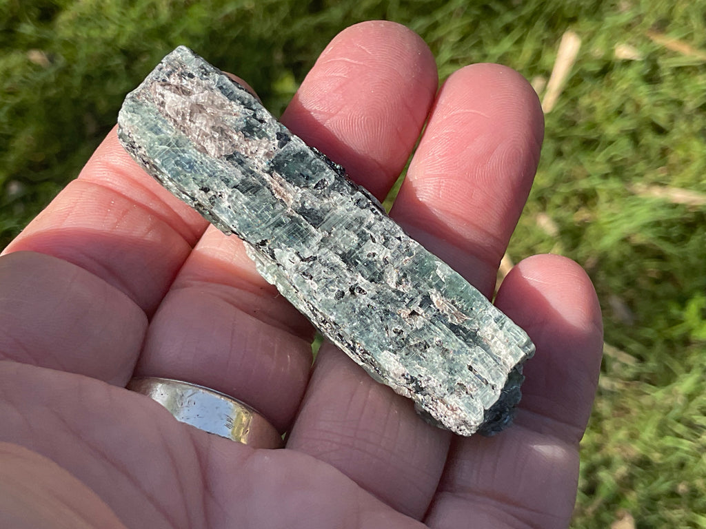 30g Dark Green Pakistan Kyanite + Rough 7B