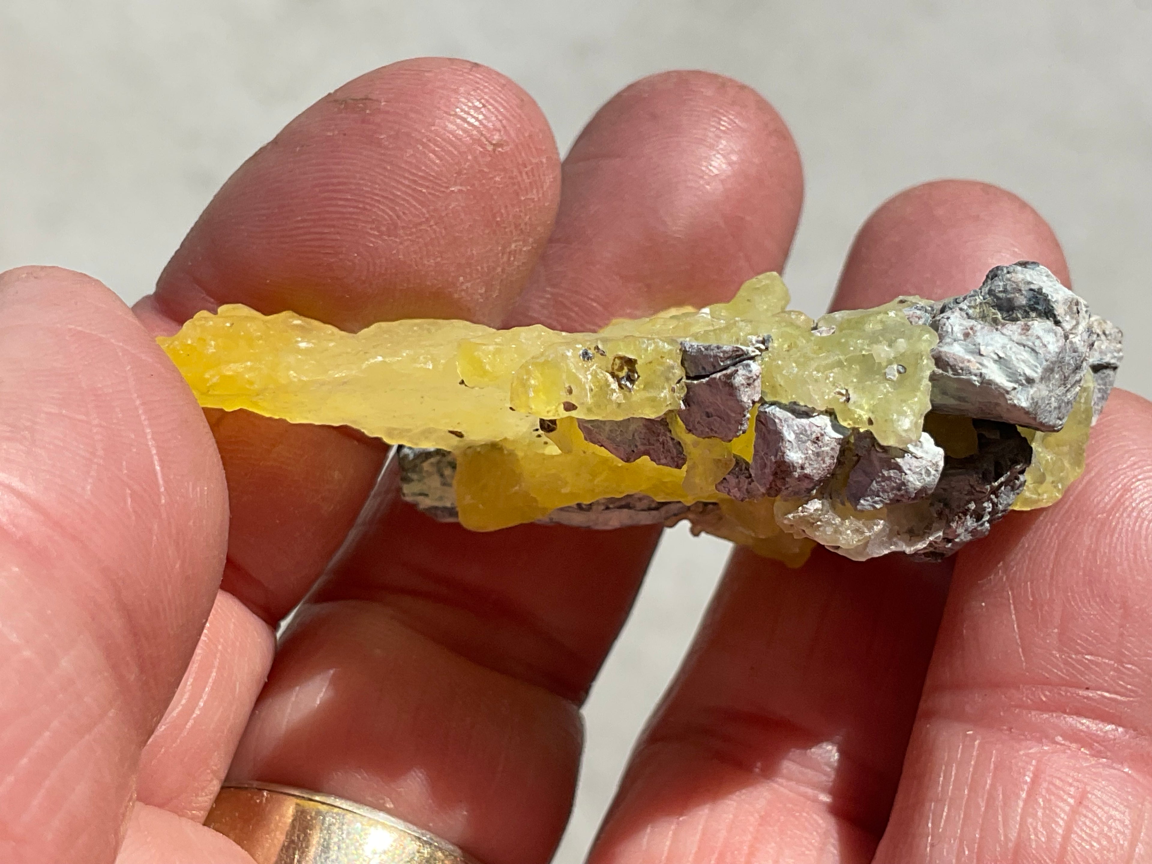 22g Pakistan Yellow Brucite Specimen 7A