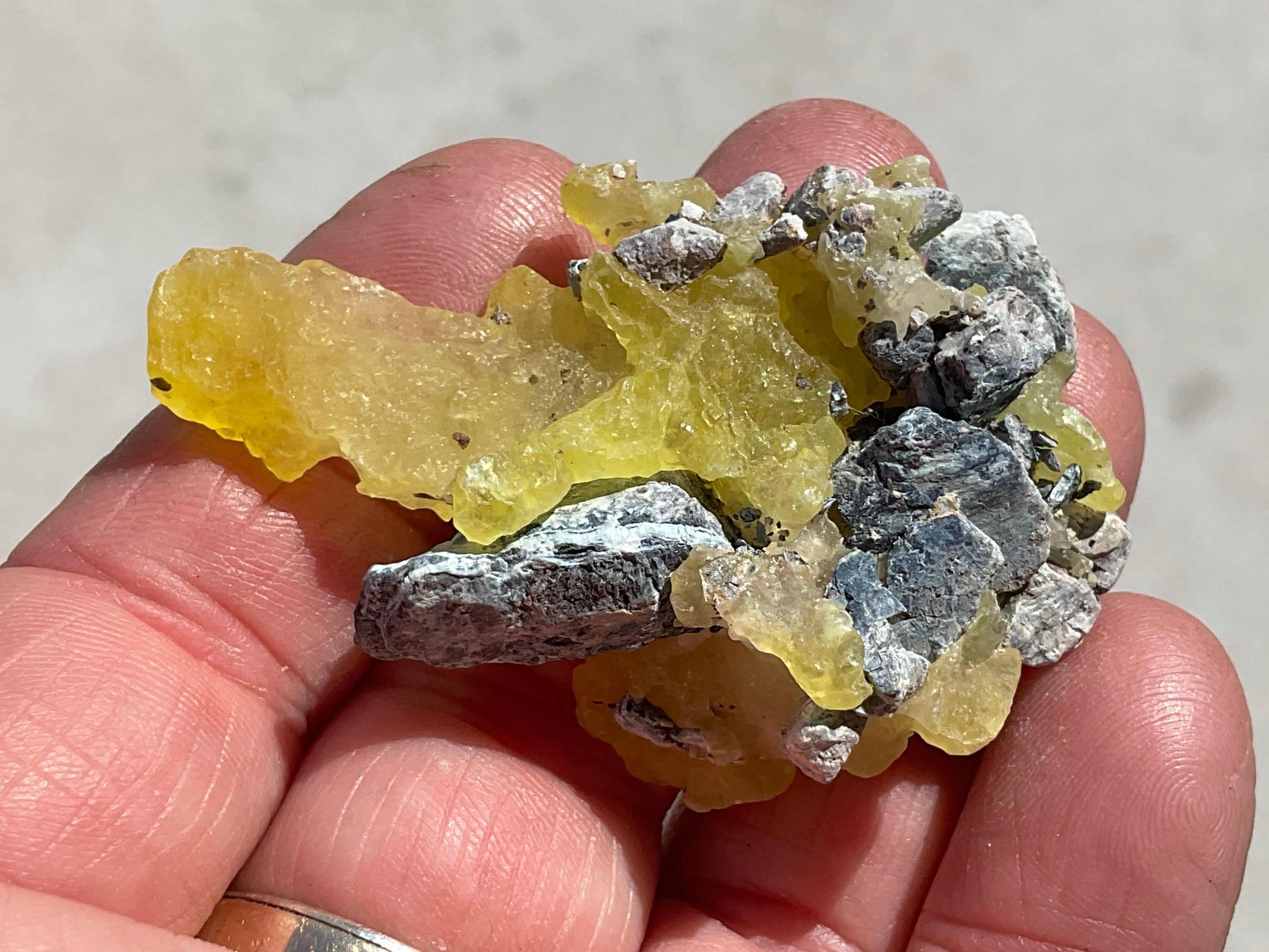 22g Pakistan Yellow Brucite Specimen 7A