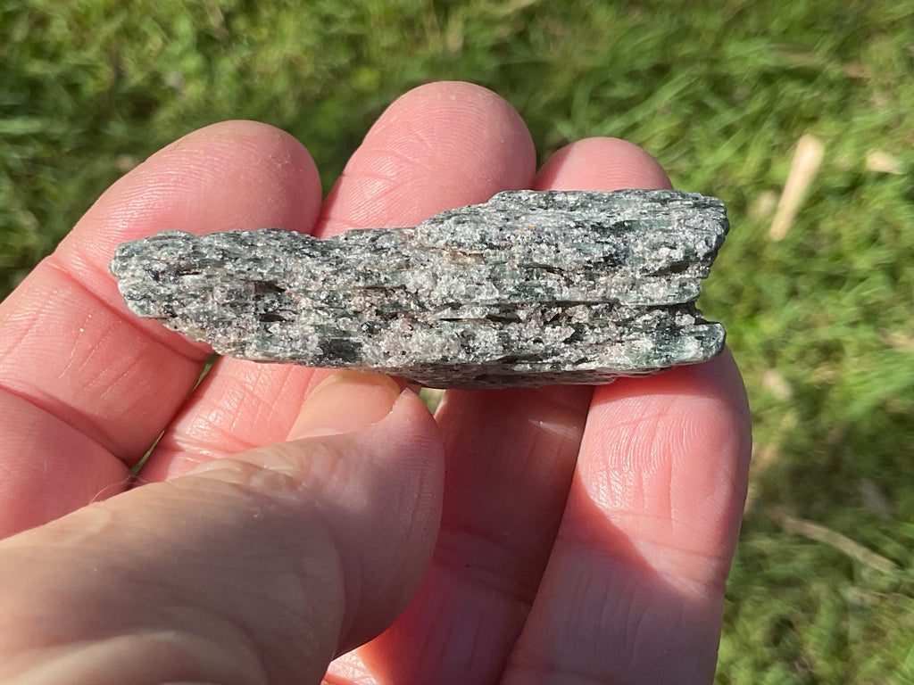 34g Dark Green Pakistan Kyanite + Rough 8A