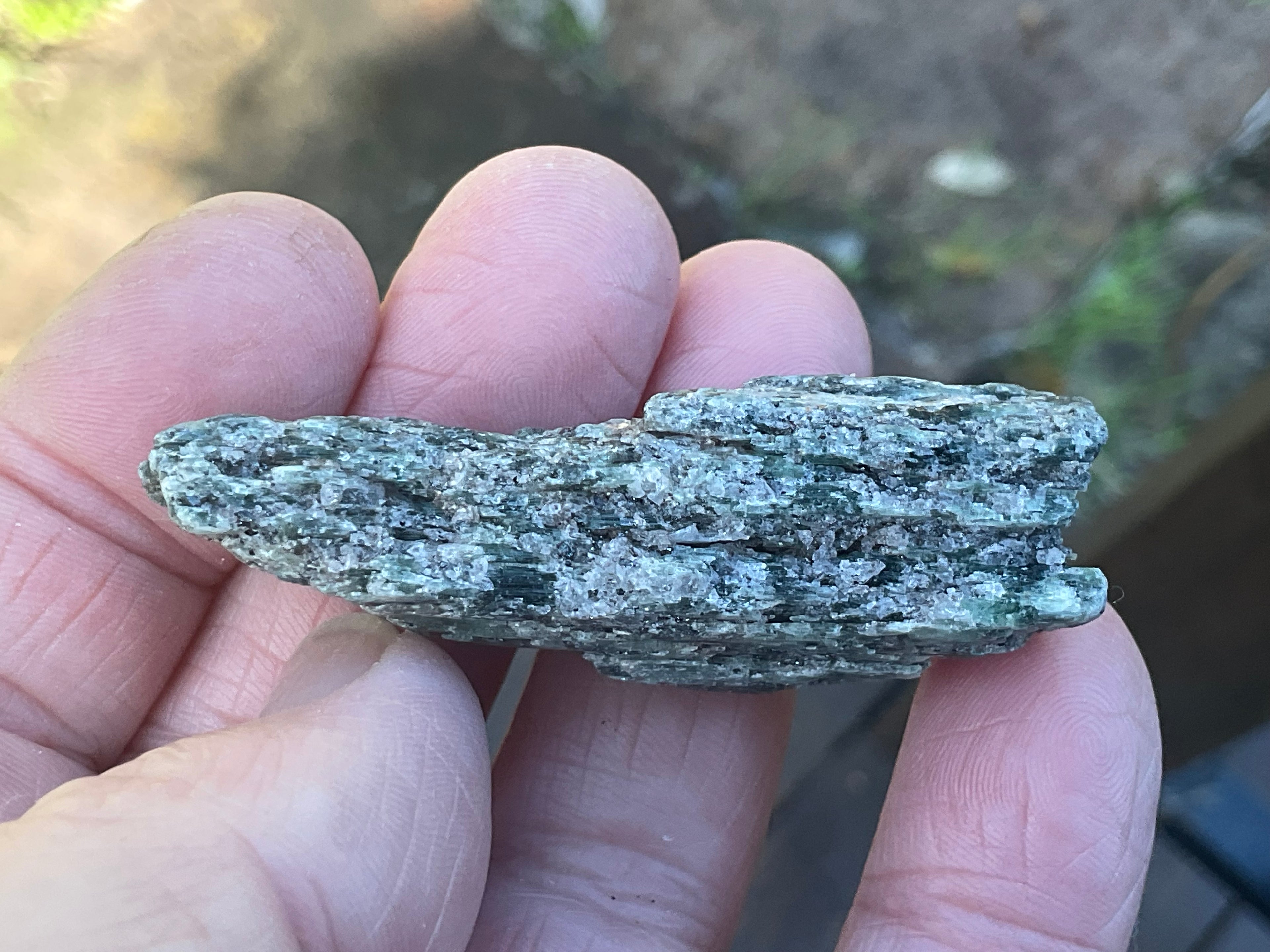 34g Dark Green Pakistan Kyanite + Rough 8A