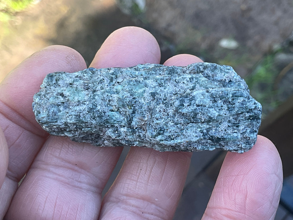 34g Dark Green Pakistan Kyanite + Rough 8A
