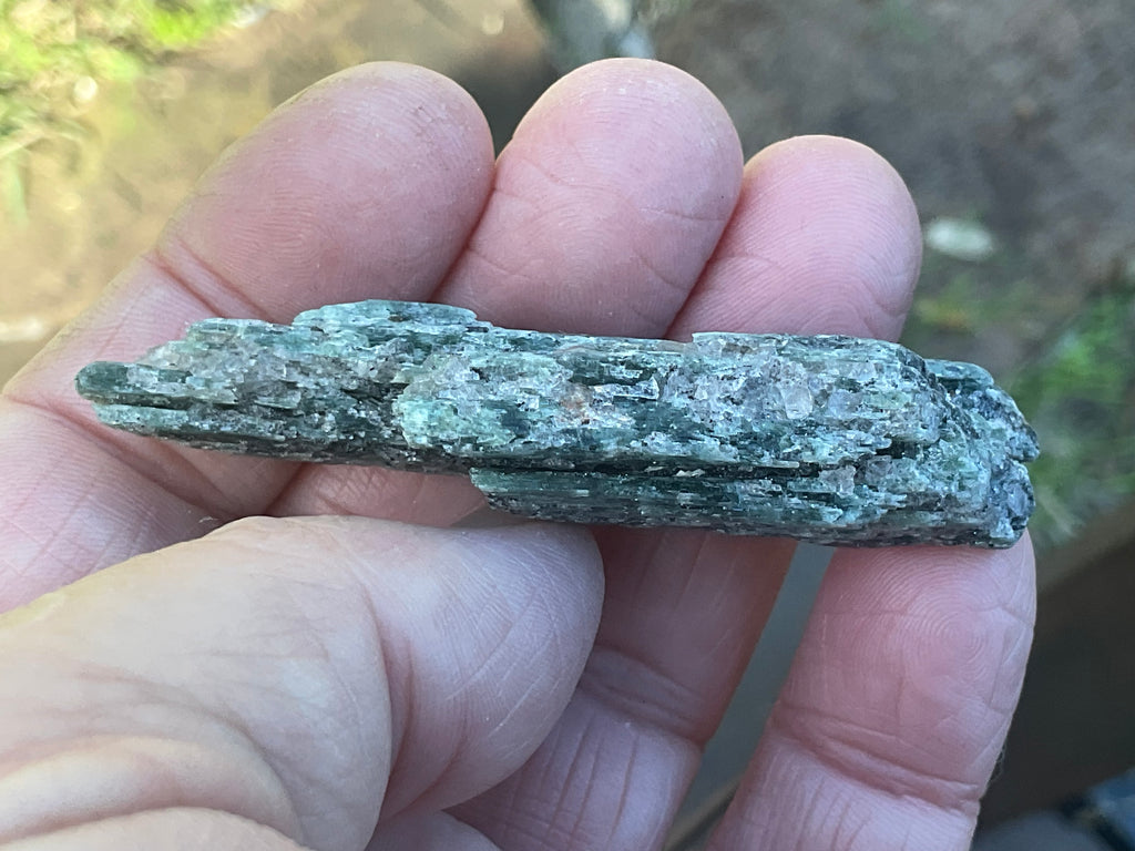34g Dark Green Pakistan Kyanite + 8B