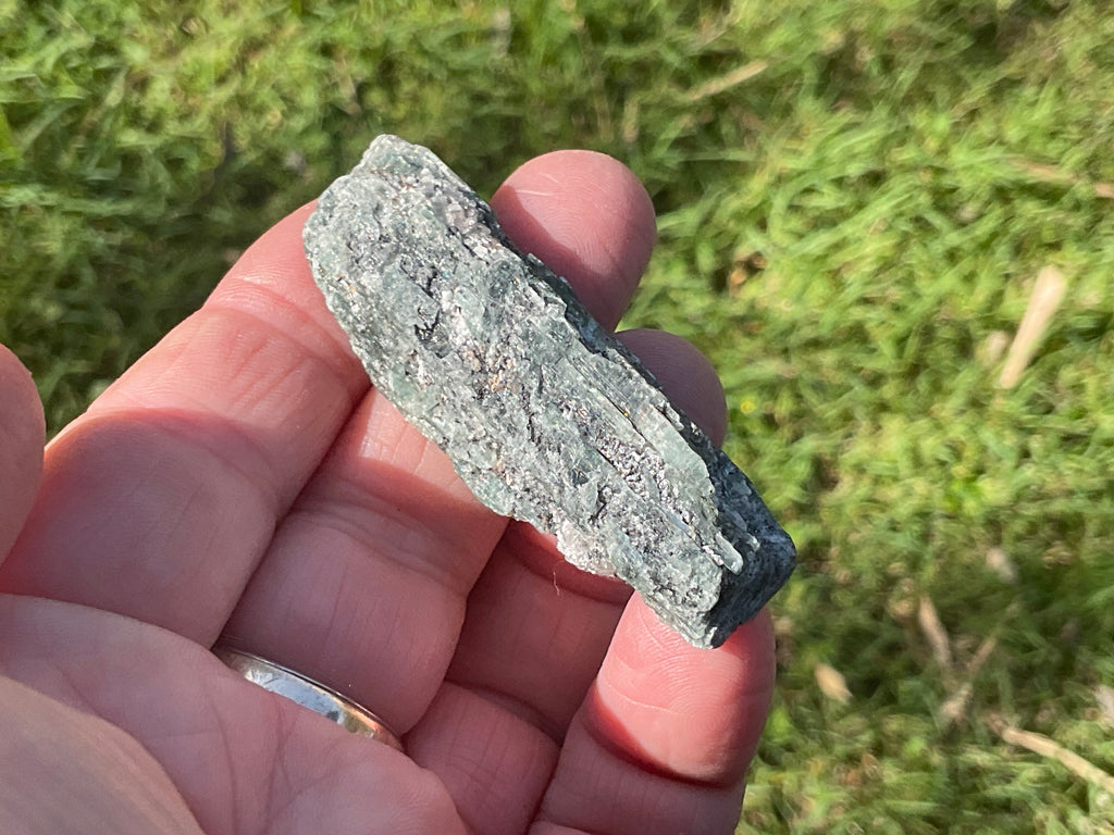 34g Dark Green Pakistan Kyanite + Rough 8C