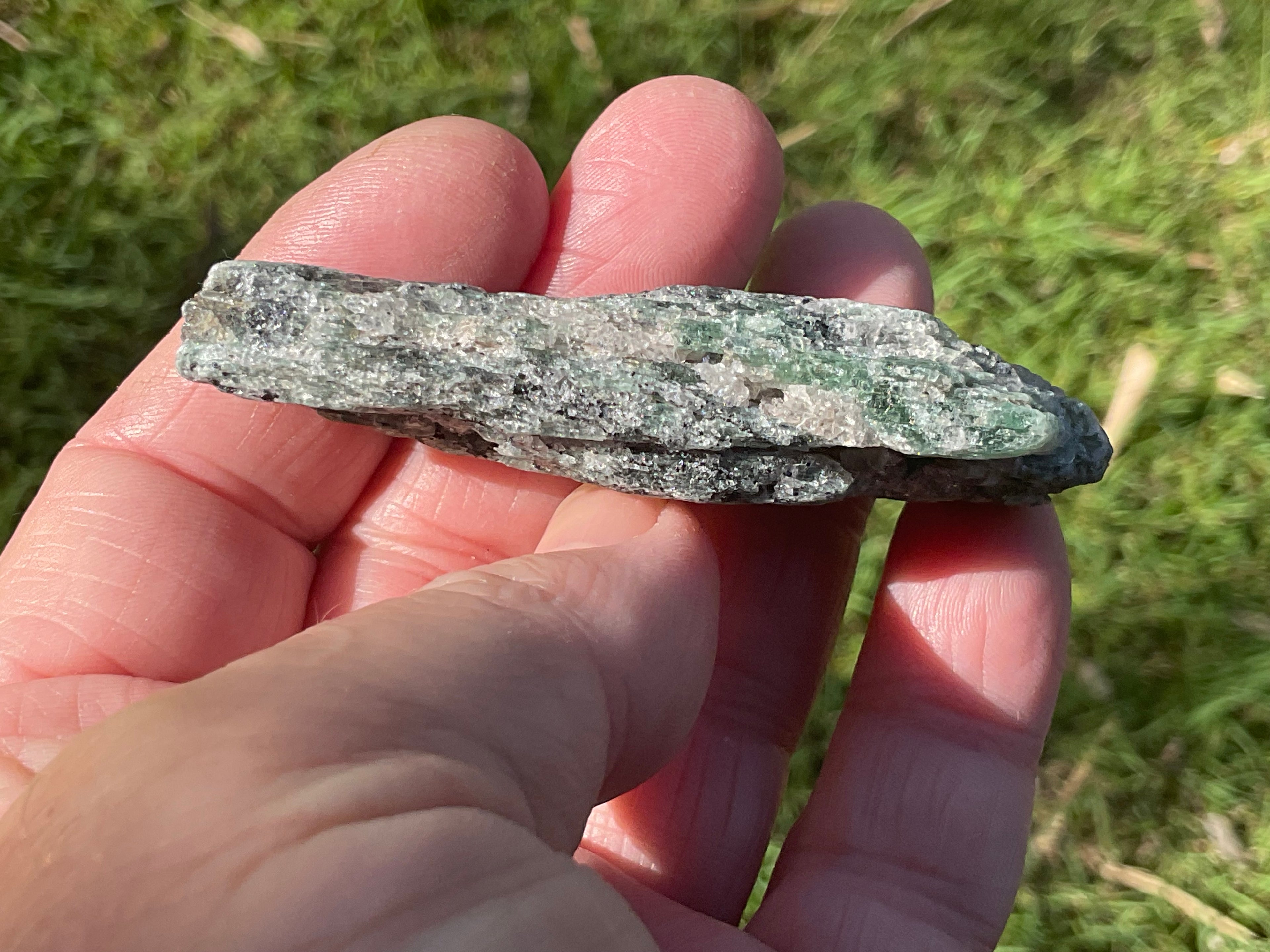 44g Dark Green Pakistan Kyanite + Rough 9A