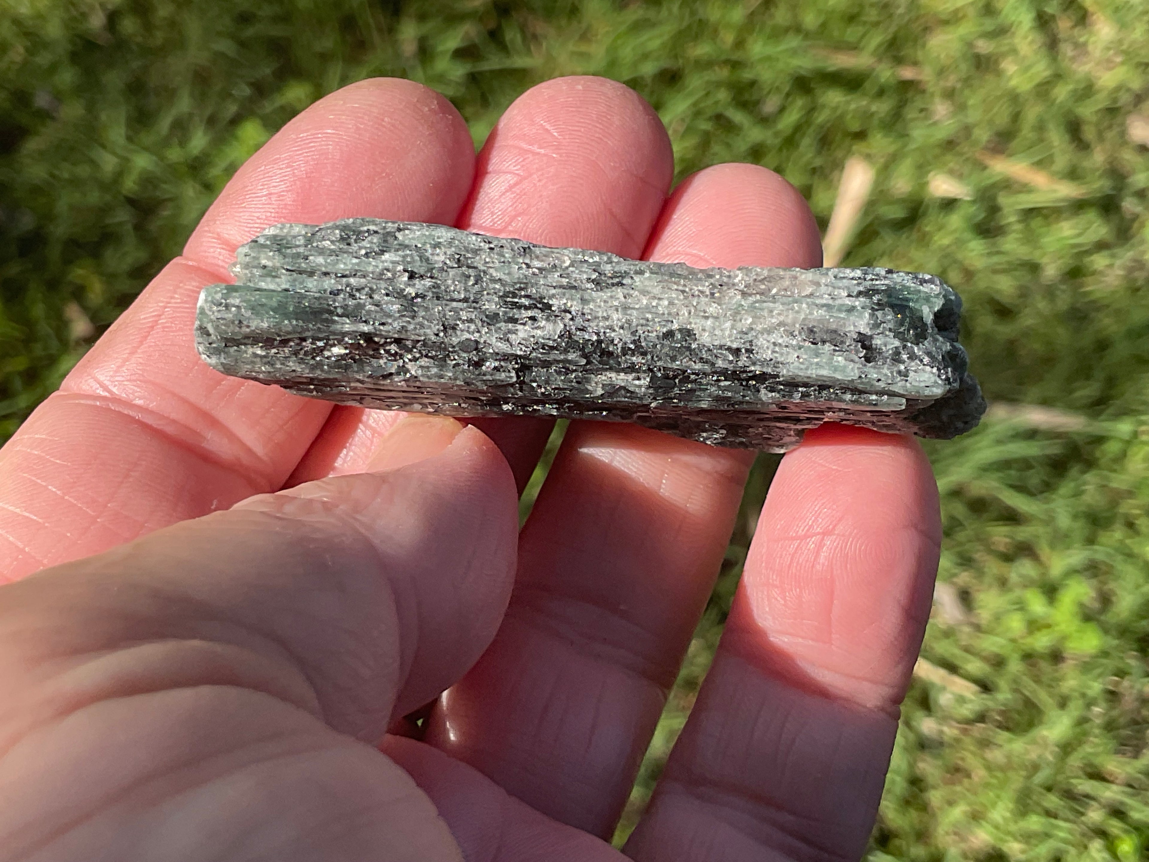 44g Dark Green Pakistan Kyanite Rough +9B