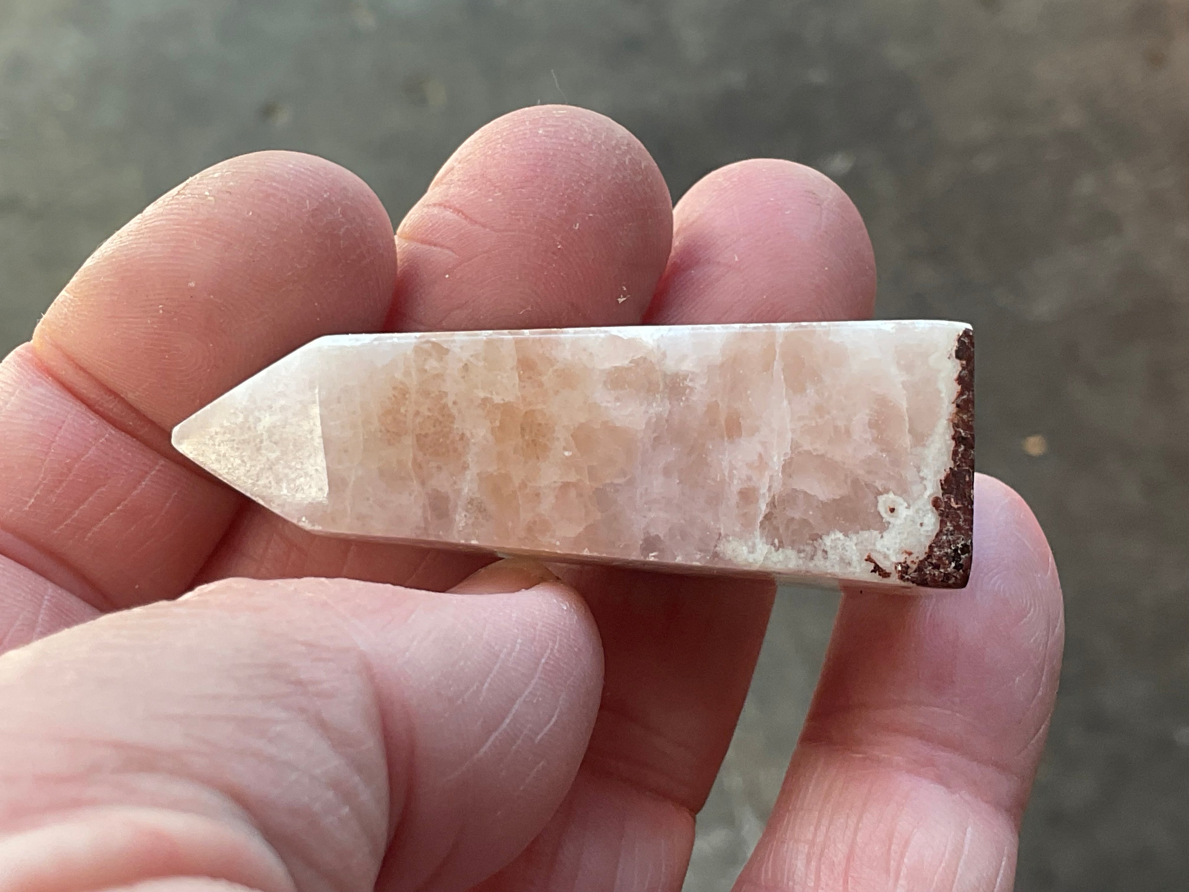26g Pink Aragonite In Black Matrix Tower D