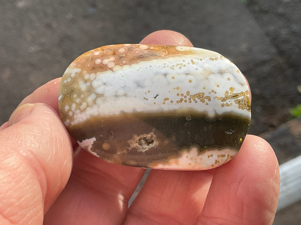 38g 8th Vein Ocean Jasper Palmstone 3A