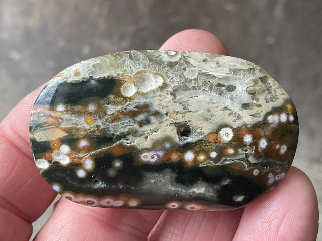 44g 8th Vein Ocean Jasper Palmstone 3C