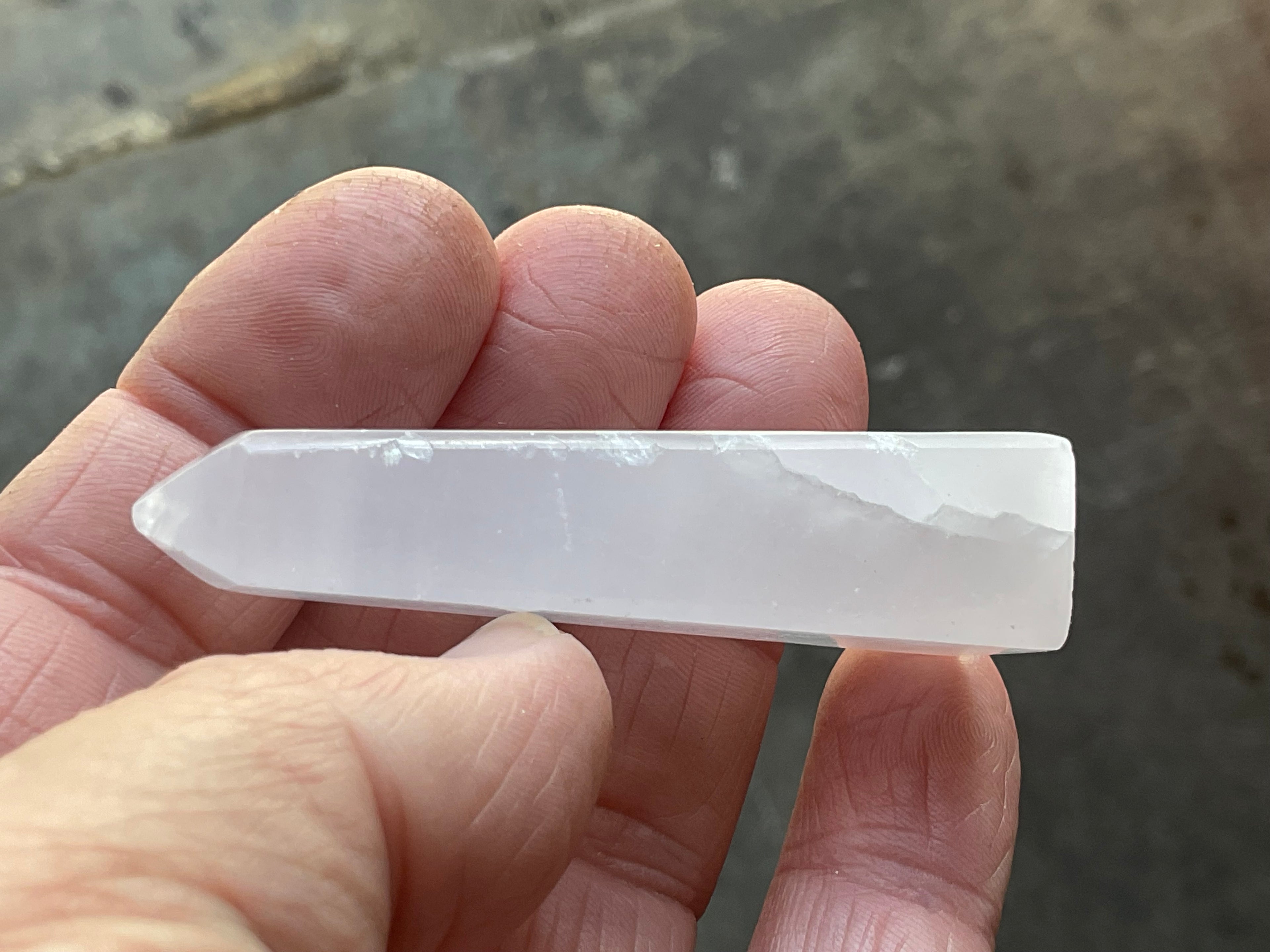 30g Mangano Calcite Tower 2A