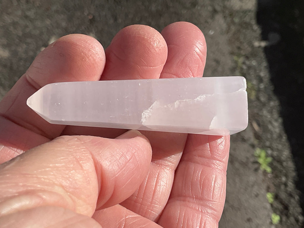 30g Mangano Calcite Tower 2A