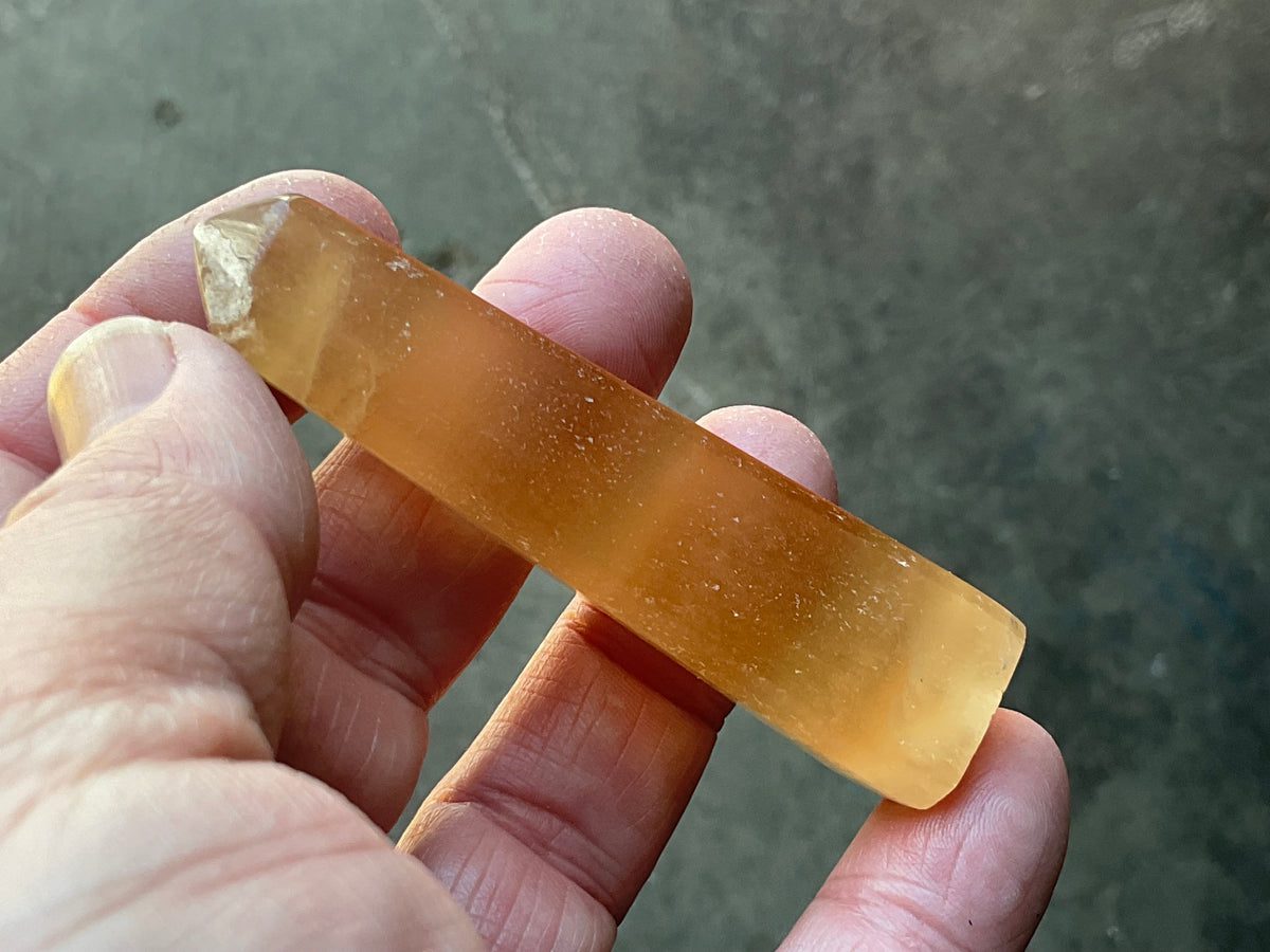 48g Honey Calcite Generator 1A