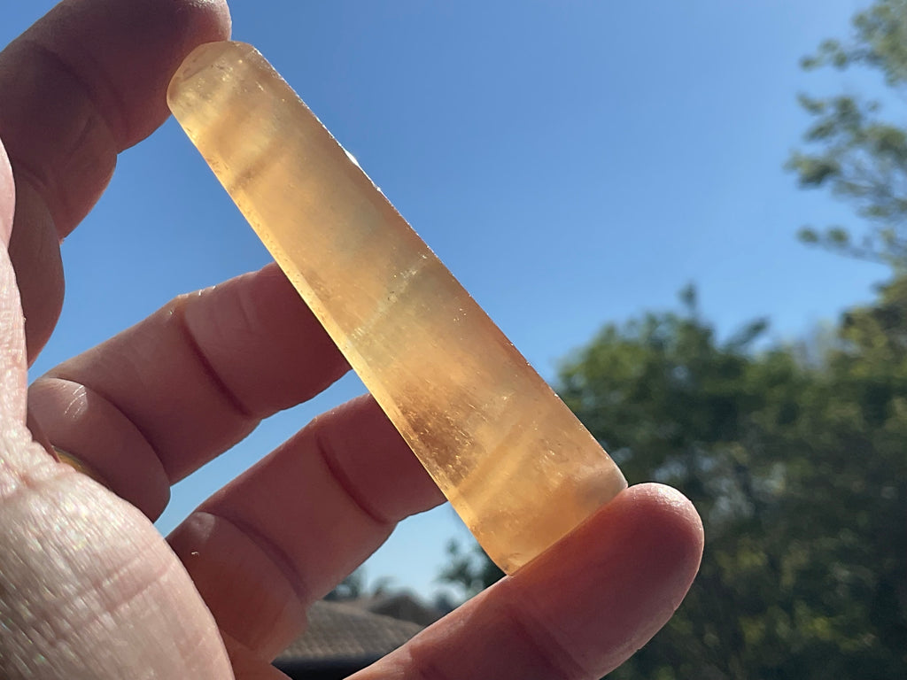 48g Honey Calcite Generator 1A