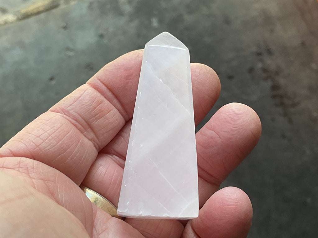 44g Mangano Calcite Tower 3 B
