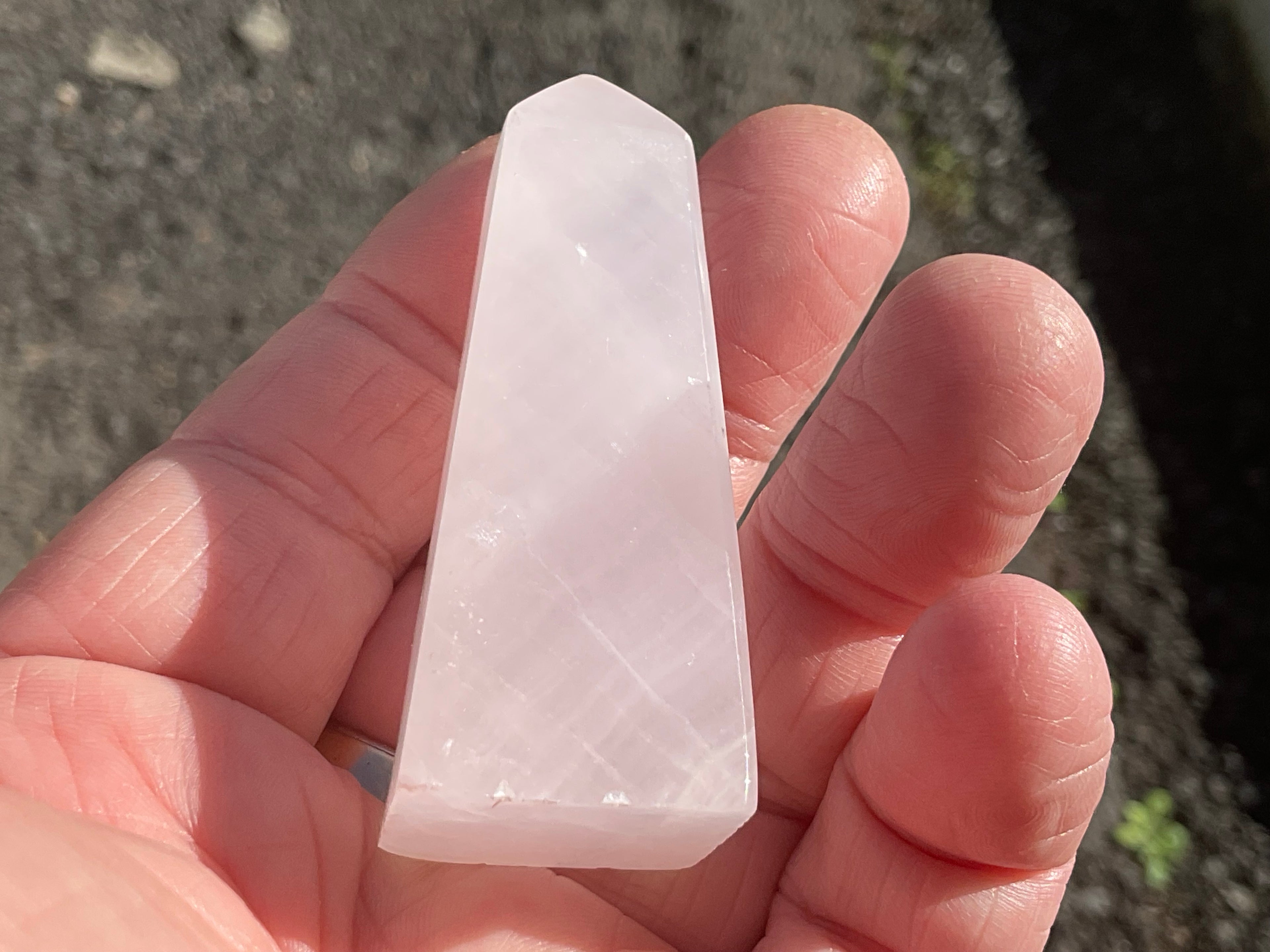 44g Mangano Calcite Tower 3 B