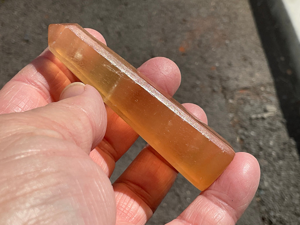 61g Honey Calcite Generator 1C