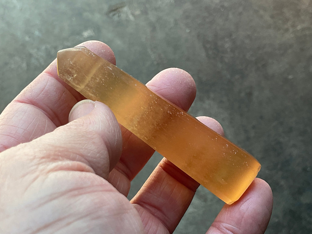53g Honey Calcite Generator 2B