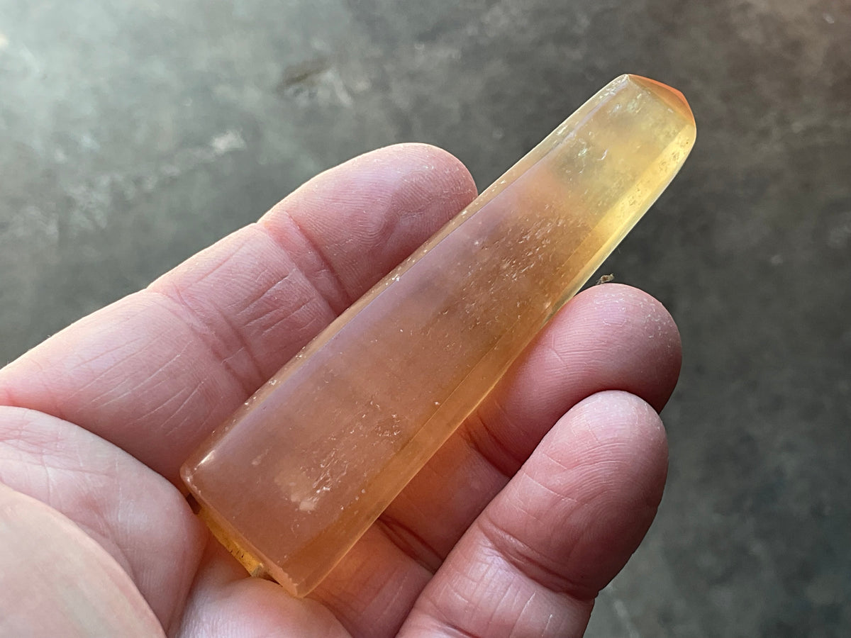 53g Honey Calcite Generator 2B