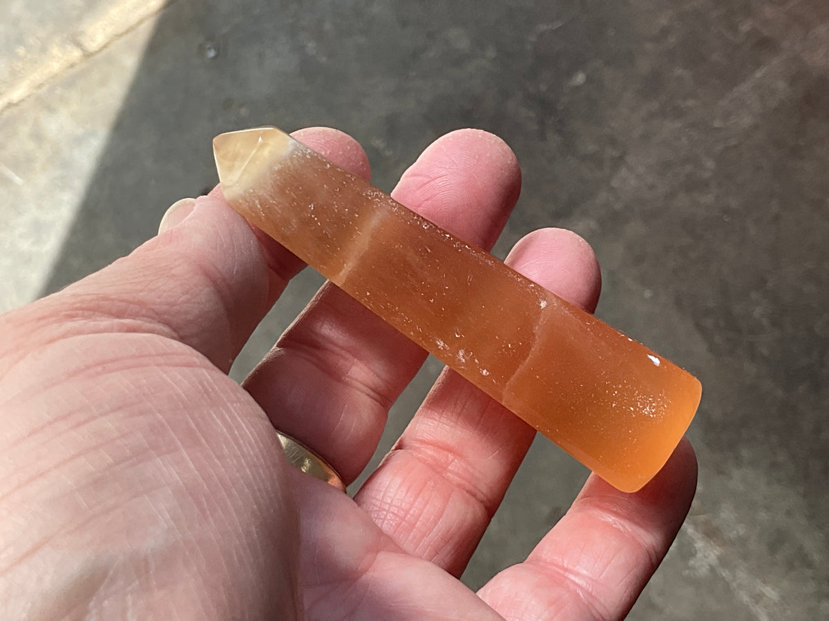 62g Honey Calcite Generator 2C