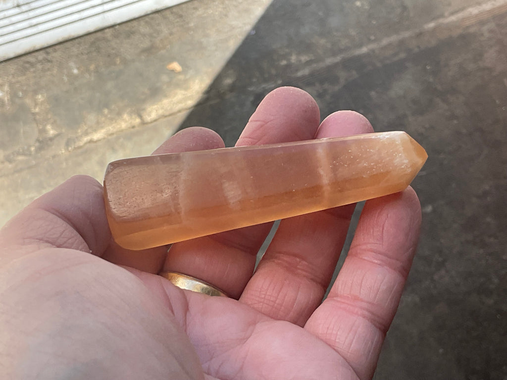 62g Honey Calcite Generator 2C