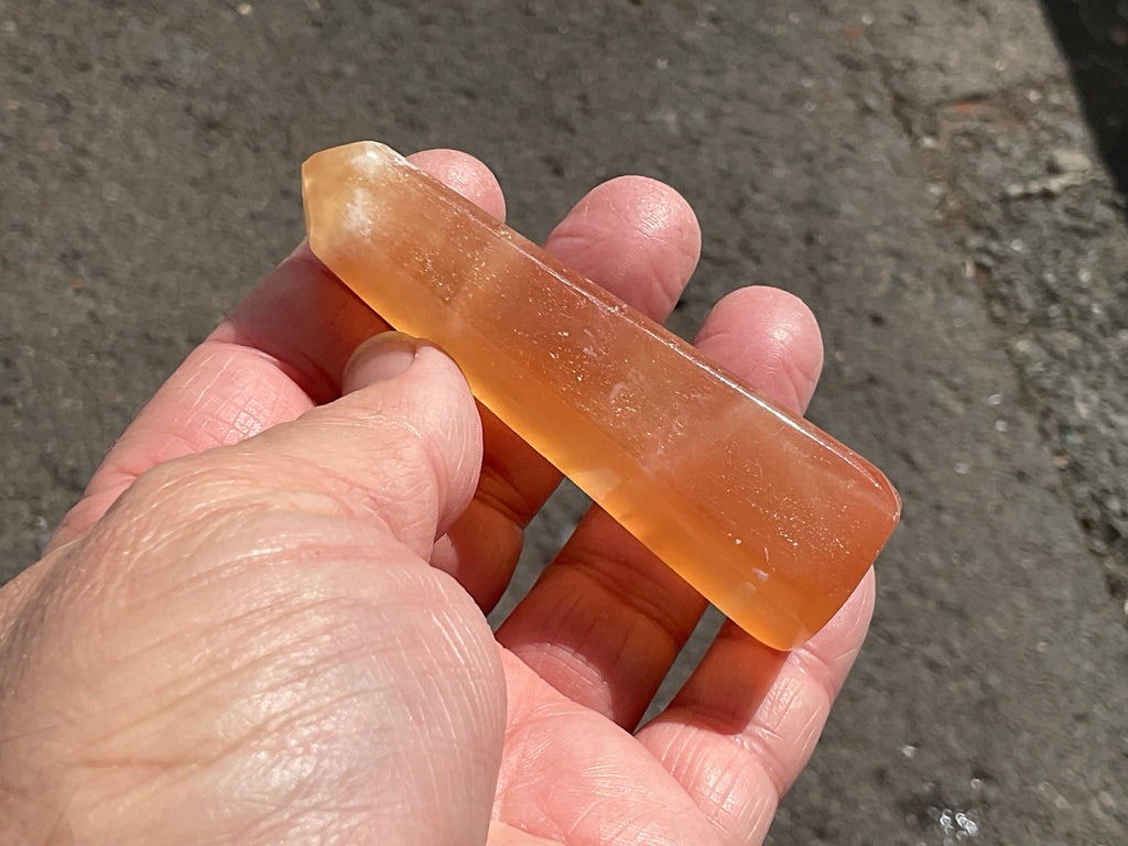 62g Honey Calcite Generator 2C