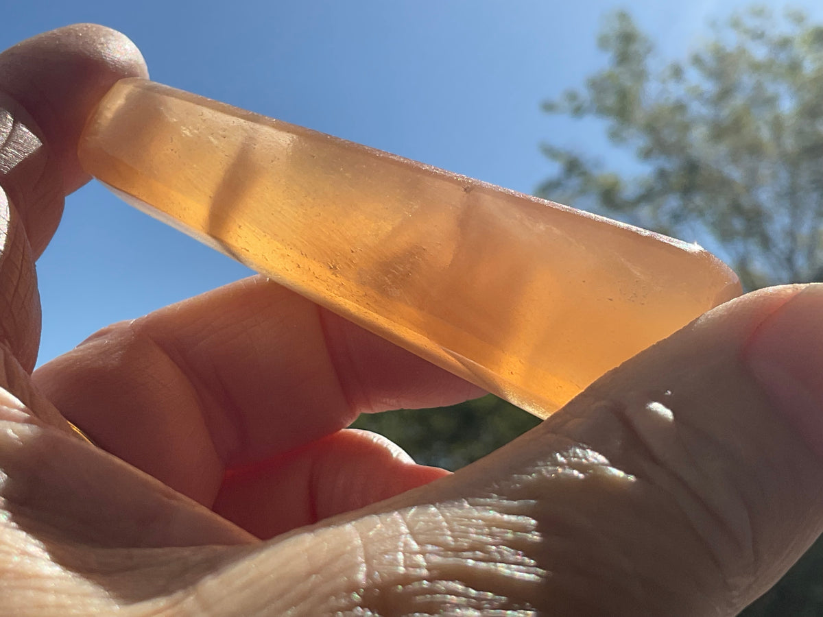 62g Honey Calcite Generator 2C
