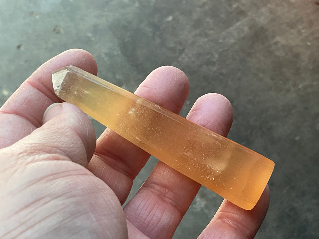 62g Honey Calcite Generator 3A