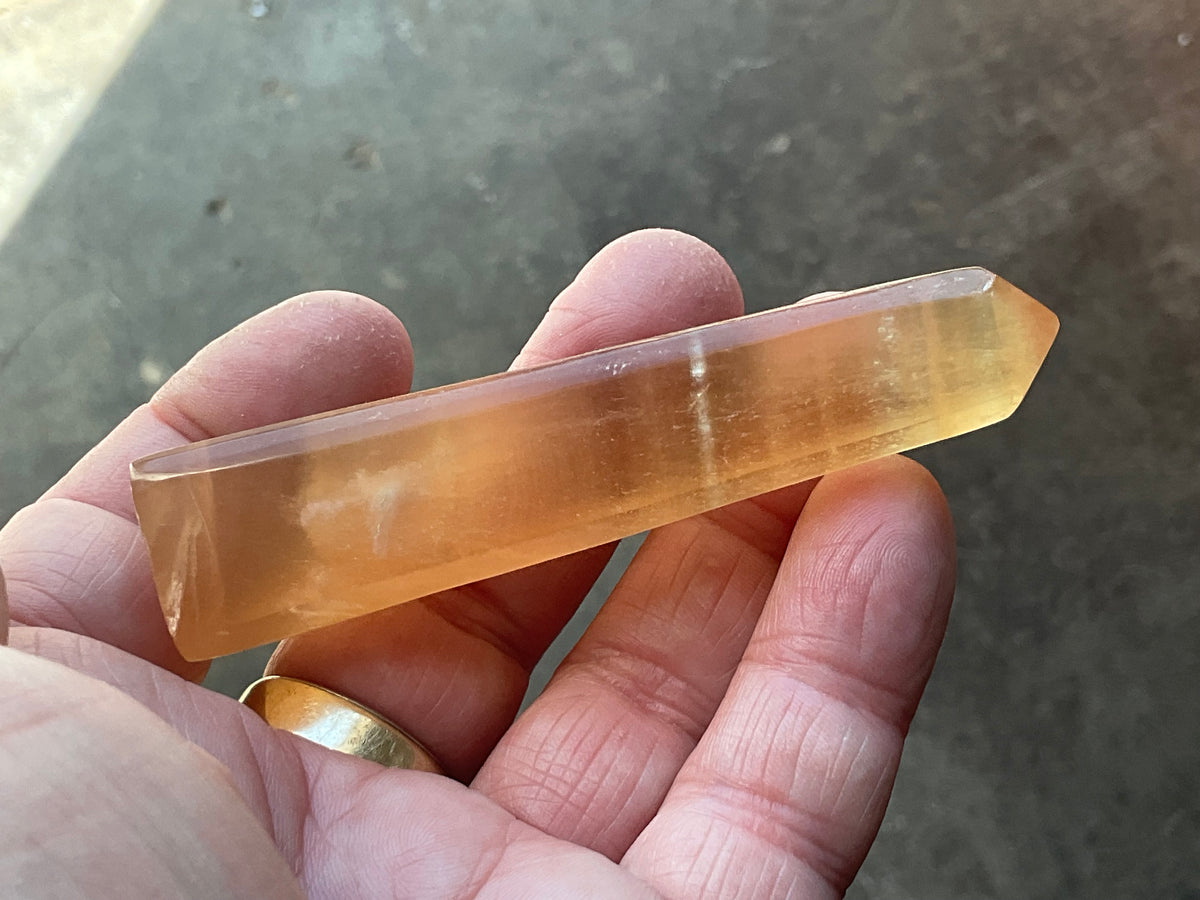 62g Honey Calcite Generator 3A