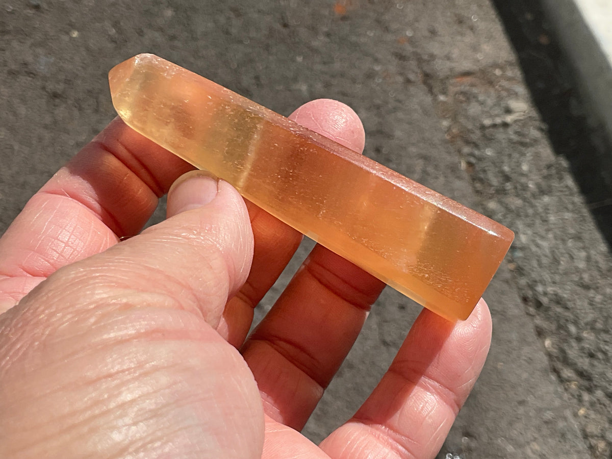 62g Honey Calcite Generator 3A