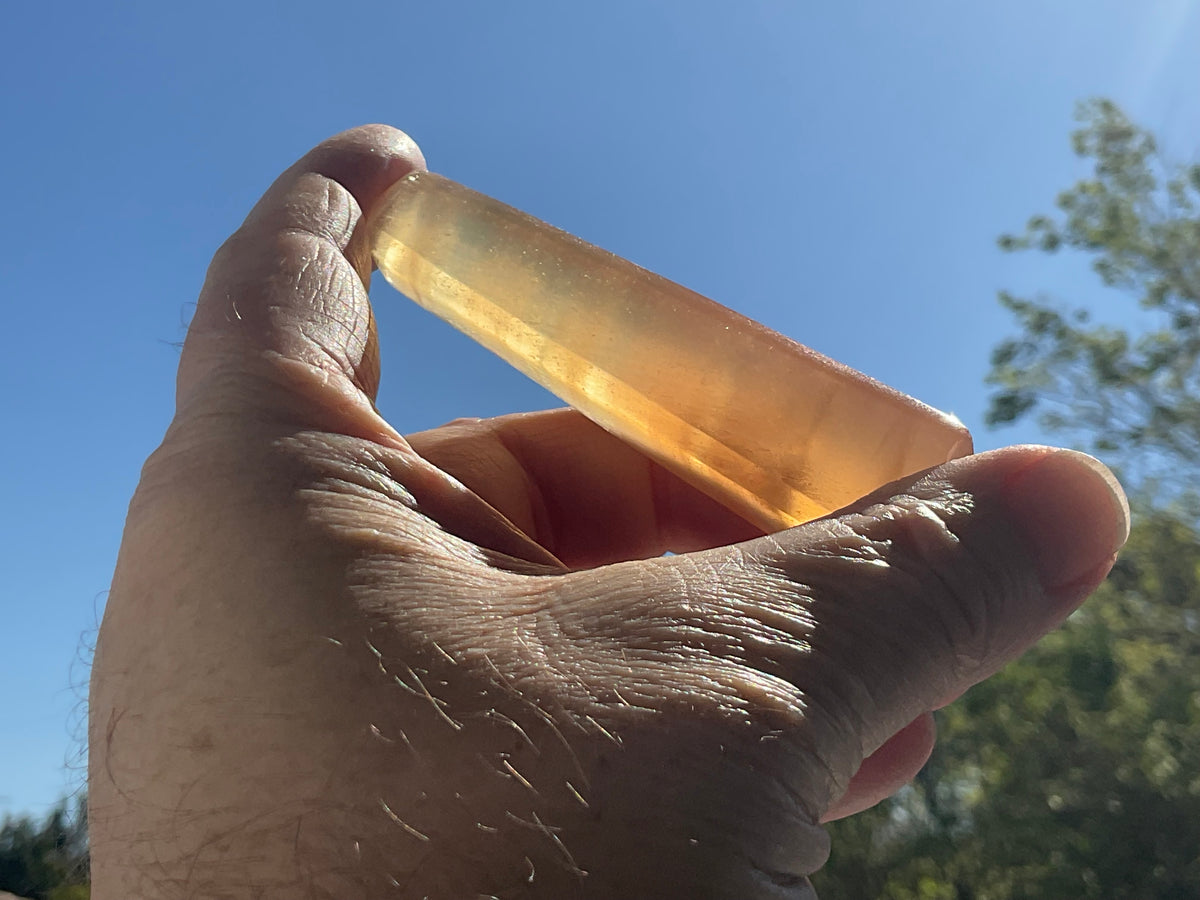 62g Honey Calcite Generator 3A