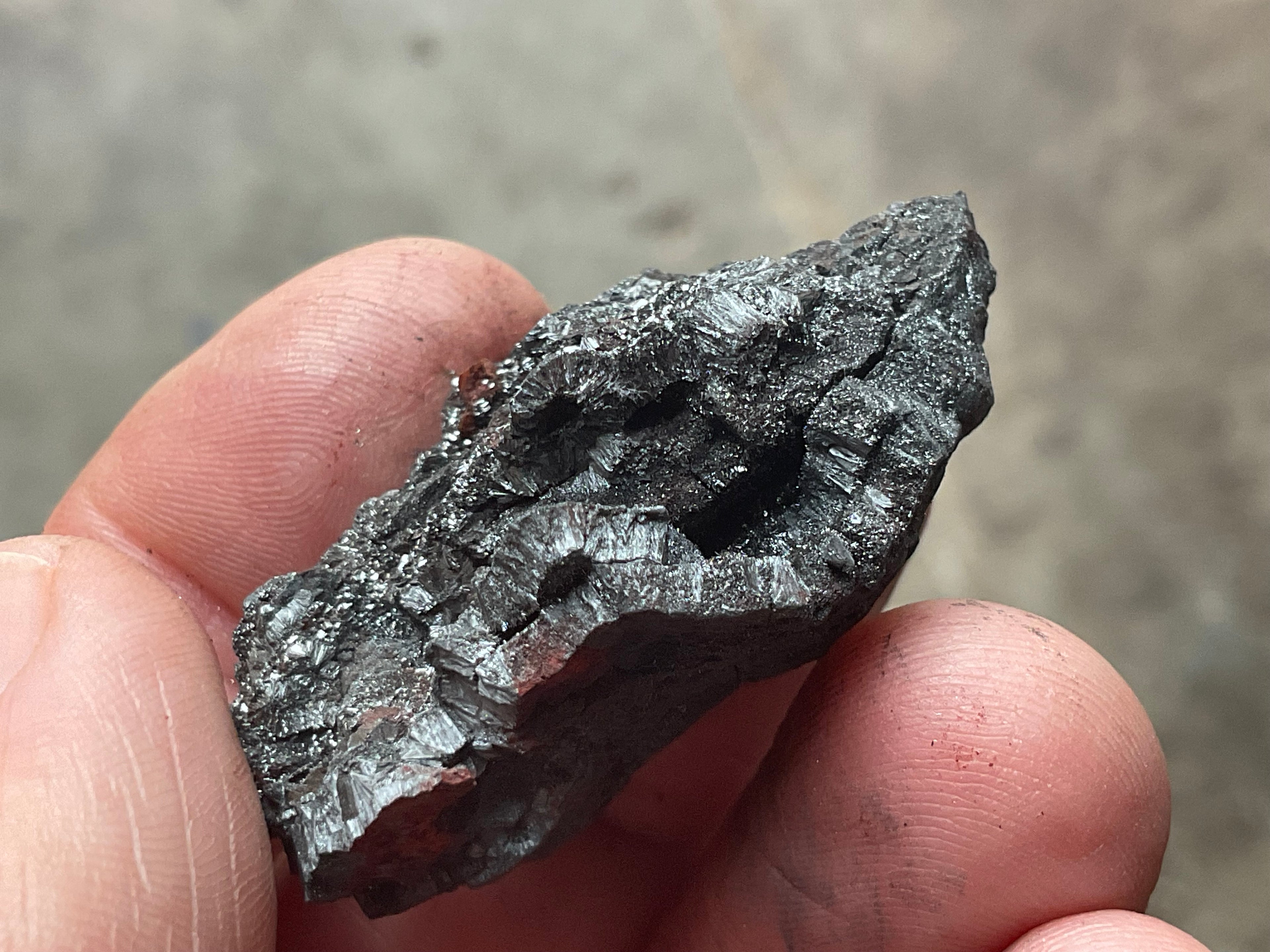 24g Australian Pyrolusite Specimen 4A