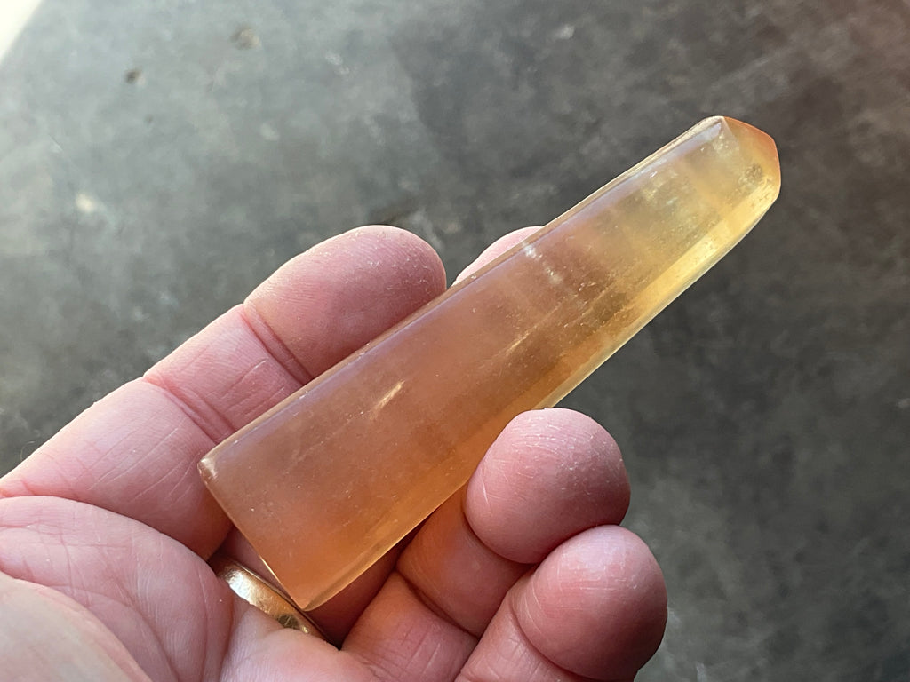 59g Honey Calcite Generator 3B