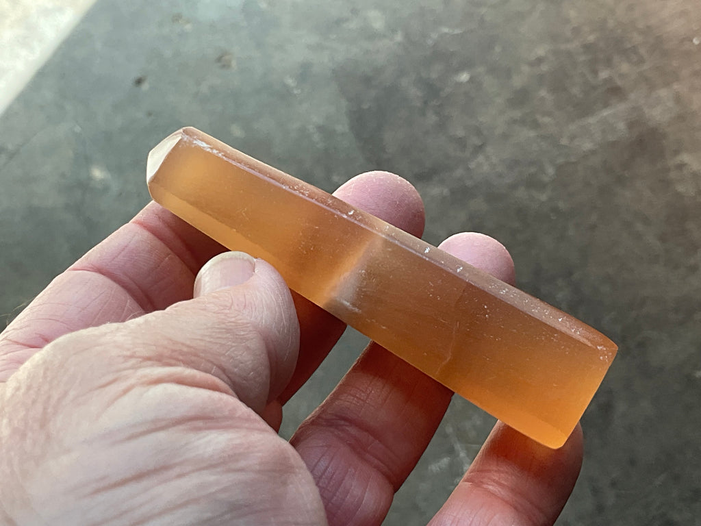 67g Honey Calcite Generator 3C
